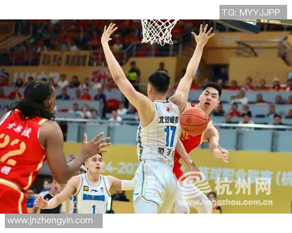 CBA季前赛精彩对决浙江广厦迎战北京队全力争胜